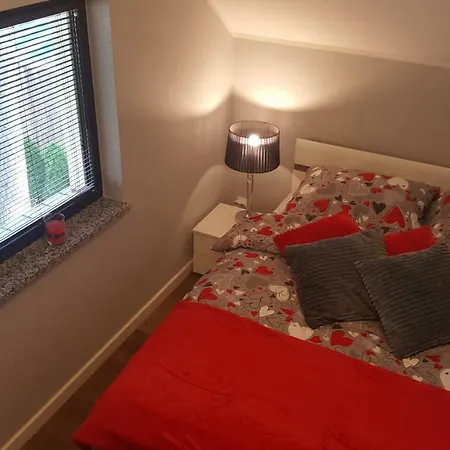 Hire House